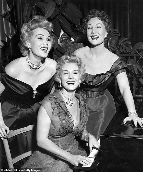 Magda Gabor, Gabor Sisters, Eva Gabor, Stars D'hollywood, Zsa Zsa Gabor, Celebrity Siblings, Danielle Steel, Anna Nicole Smith, Zsa Zsa