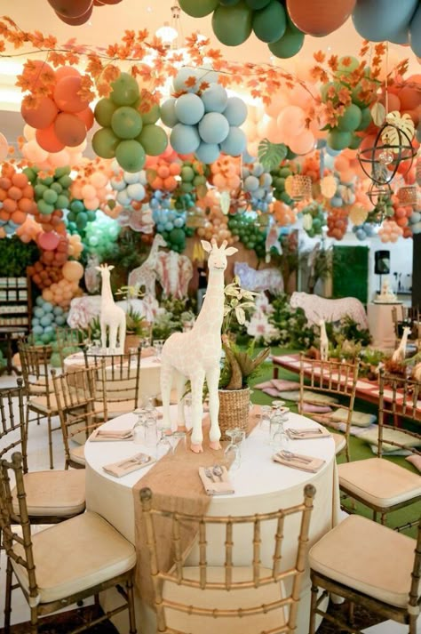 Safari Balloon Backdrop, Wild Animal Party Theme, Giraffe Centerpieces, Jungle Treats, San Pablo City Laguna, Jungle Decorations, Wild Birthday Party, Animal Party Theme, Baby Shower Theme Decorations