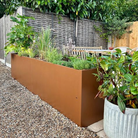 Bike planter