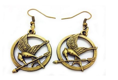 Bronze Hunger Games Mockingjay Earrings Hunger Games Makeup, Hunger Games Fandom, Hunger Games Mockingjay, Weird Jewelry, The Hunger Games, Mockingjay, Match Me, The Hunger, Book Girl