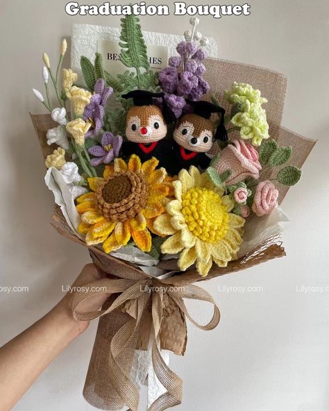 Crochet graduation bouquet collection in my shop, custom gifts, please preorder 1 month🌻🌻🌻,10% off for early birds 🐦 #graduationgifts #graduation #graduationflower #giftsforher #bouquet #gifts #crochetflower Bouquet Crochet, Milk Cotton Yarn, Graduation Bouquet, Graduation Flowers, Best Gift For Wife, Plant Decoration, Crochet Bouquet, Crochet Flower, Perfect Gift For Mom