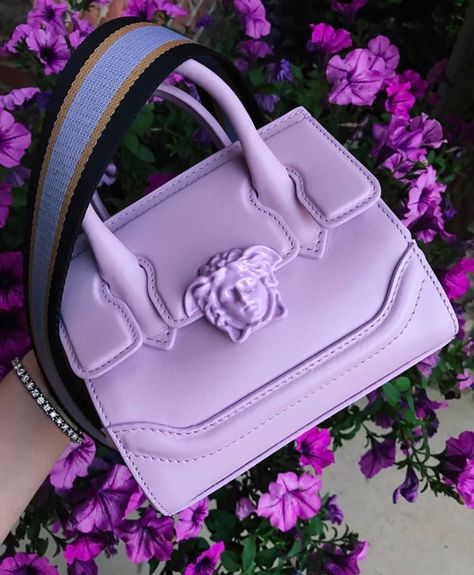 Bag Versace, Luxury Purple, Nail Bags, Trendy Purses, Luxury Bags Collection, Luxurious Lifestyle, Versace Handbags, Bag Obsession, Versace Bags