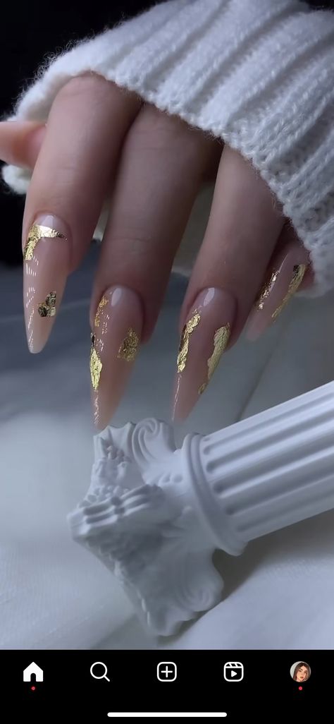 Almond Nails With Gold Foil, Almond Nails With Gold, Foil Nail Designs, Almond Acrylic Nails Designs, Nail Art Designs For Beginners, Nail Art Step By Step, Long Almond Nails, Nails With Gold, Nail 2023