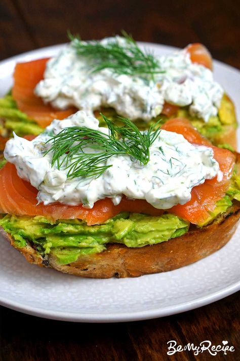 Avocado Toast with Smoked Salmon Salmon And Avocado Toast, Salmon On Toast, Loaded Toast, Smoked Salmon Toast, Salmon Sandwich Recipes, Avocado Smoked Salmon, Smoked Salmon And Avocado, Salmon Toast, Salmon And Avocado