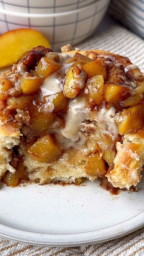 Theresa Marie Krunev | sPEACHLESS, One Rise Peach Crumb Cinnamon Rolls 🍑😶😋 These rolls are so yummy! They are my new favorite breakfast treat. Full recipe… | Instagram Fresh Peach Cinnamon Rolls, Cinnamon Rolls With Peach Pie Filling, Cinnamon Rolls With Peaches, The Ultimate Cinnamon Rolls Cleobuttera, Peach Crumb Cinnamon Rolls, Peach Cinnamon Rolls, Peach Breakfast, Fruit Muffins, Breakfast Rolls