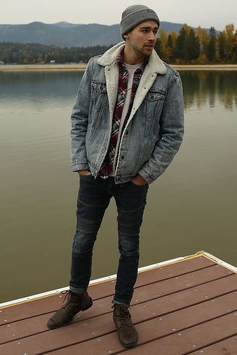 10 Stylish Fall Outfits for Teenage Guys (With Pictures) Outfits For Teenage Guys, Fall Outfits Women 30s, Fall Outfits Women 20s, Mens Fall Outfits, Warm Fall Outfits, Fall Outfits For Teen Girls, Beanie Outfit, Teenage Guys