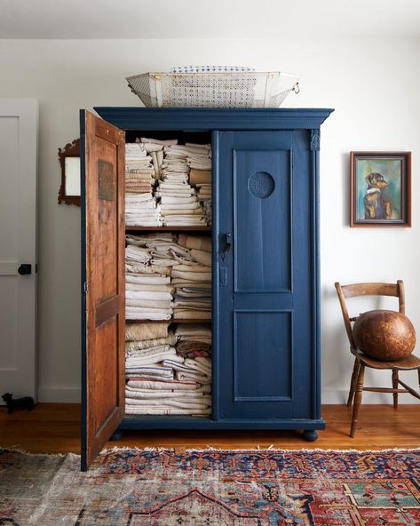 Free Standing Cupboard, Free Standing Linen Cabinet, Styling An Armoire, Cottage House Design, Armoire Bedroom, Standing Wardrobe, Dog Friendly Furniture, Living Room Armoire, Antique Headboard