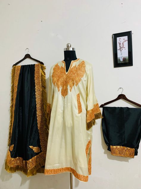 Kashmiri embroidered suit,Kashmiri royal suit, kashmiri tilla embroidered suit, kashmiri suit, kashmiri embroidered silk suit Kashmiri Tilla Suit Designs, Tila Work Kashmiri Suit, Royal Suit, Kashmiri Suits, Tilla Embroidery, Shirt Styling, Ethnic Suit, Embroidered Suit, Womens Suits