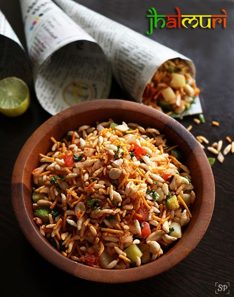 Jhal muri recipe, Jhal muri recipe at home Jhal Muri Photography, Bhel Puri Photography, Jhal Muri Recipe, Muri Recipe, Bengali Snacks, Capsicum Chutney, Pepper Chutney, Lemon Drops, Quick Healthy Snacks