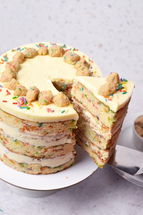 Birthday Cake Flavored Desserts, Brunch Birthday Cake, Birthday Cake Flavor Cake, Crunchy Cake, Momofuku Birthday Cake, Momofuku Cake, Momofuku Recipes, Milk Bar Cake, Milk Bar Recipes