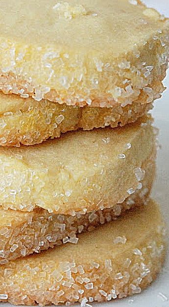 Resepi Biskut, Butter Cookie Recipe, Butter Cookies Recipe, Butter Cookie, Think Food, Candy Cookies, Yummy Sweets, Eat Dessert, Cookie Desserts