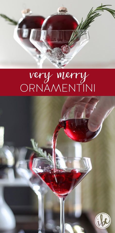 Very Merry Ornamentini - The ULTIMATE Christmas Cocktail Recipe #ornamentini #christmas #cocktail #martini #cranberry #recipe #holiday #ornament Ornamentini Cocktail, Cocktail Recipes Summer, Ornament Cocktail, Holiday Martinis, Girlfriend Ideas, Christmas Martini, Christmas Drinks Alcohol, Summer Lemonade, Christmas Cocktail Party