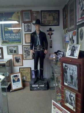 Old West Saloon, Cambridge Ohio, Hopalong Cassidy, Moral Code, The Lone Ranger, Tv Westerns, Television Set, Western Music, Atlas Obscura