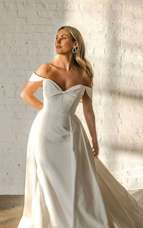 MODERN STRAPLESS COLUMN WEDDING DRESS WITH OFF-THE-SHOULDER STRAPS Blue By Enzoani, Justin Alexander Signature, Column Wedding Dress, Essense Of Australia, Martina Liana, Bridal Elegance, Stella York, Justin Alexander, Beautiful Prom Dresses