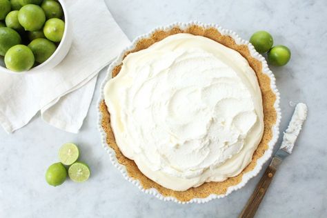 Frozen Margarita Pie, Atlantic Beach Pie, Margarita Pie, Peach Crumble Pie, Summer Pie Recipes, Lemon Icebox Pie, Strawberry Cream Pies, Frozen Margarita, Summer Pie