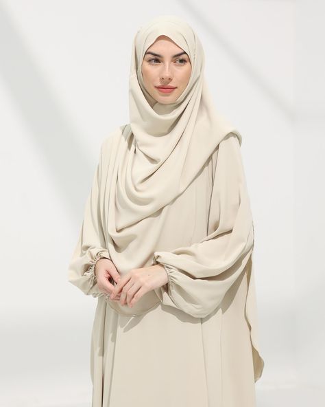 Yesterday, we hosted an IG live on the Warda Khimar Set, and to our delight, the most loved colors were Sky Blue and Cream 😍. Here’s the exciting news: the Warda Khimar Set is now available at a special price of $59! Join our waitlist by clicking on the link in our bio—no deposit needed! Hijab Fashion Summer, Outdoor Photoshoot, Exciting News, Special Price, Fashion Summer, Hijab Fashion, Sky Blue, Photo Ideas, Blue Sky