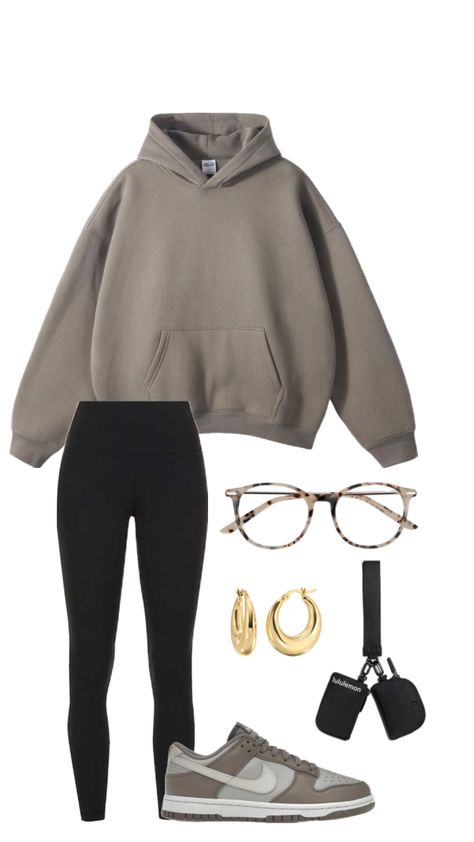 Mom Outfit Ideas, Everyday Outfits Fall, Basic Girl Outfit, Simple Outfits For School, Cute Outfits With Leggings, Mom Outfit, Mommy Outfits, Shoes Outfit Fashion, Casual Preppy Outfits