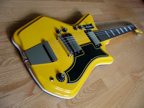 I bet everything sounds a little badass-er coming out of these. They should be standard issue. Airline Guitar, Yellow Guitar, Eastwood Guitars, Rare Guitars, Bass Guitar Lessons, Black Guitar, Prs Guitar, Guitar Collection, Guitar Gear