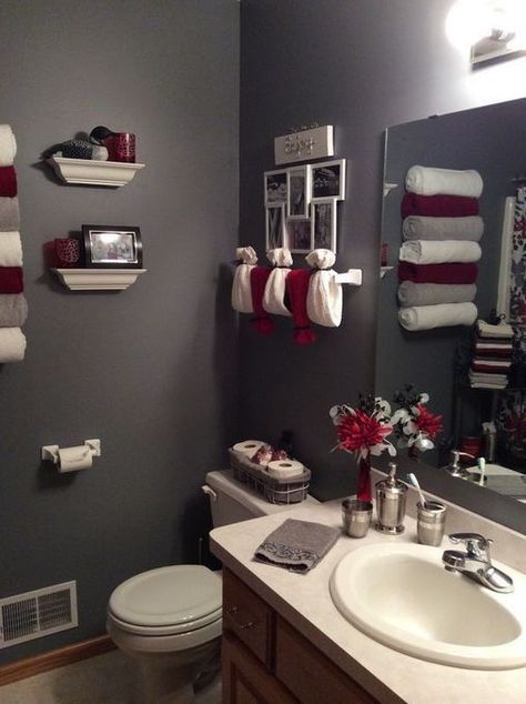 Red Bathroom Decor, Bathroom Rustic, Girl Bathrooms, Red Bathroom, Restroom Decor, Bad Inspiration, Bathroom Red, Bathroom Decor Apartment, Budget Home Decorating