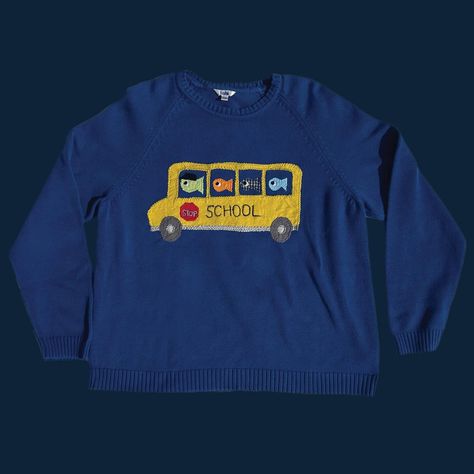 Custom Clothes Ideas, Patchwork Tee, The Magic School Bus, Silly Clothes, Teacher Fits, Sweatshirt Ideas, Patchwork Clothes, Magic School Bus, Diy Shirts