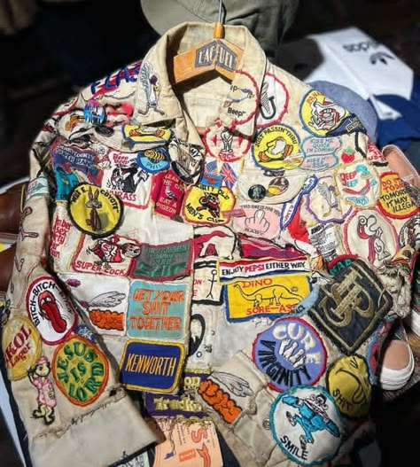 Crust Jacket, Patch Work Embroidery, Eccentric Aesthetic, Patchwork Jean Jacket, Embellished Jean Jacket, Wrangler Denim Jacket, Custom Macbook, Patched Denim, Diy Denim Jacket