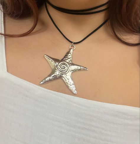 necklace star swirl spiral jewellery Star Necklace Aesthetic, Star Swirl, Swirl Necklace, Cute Ear Piercings, Hippie Necklace, Clay Necklace, Funky Jewelry, Layered Jewelry, Jewelry Inspo