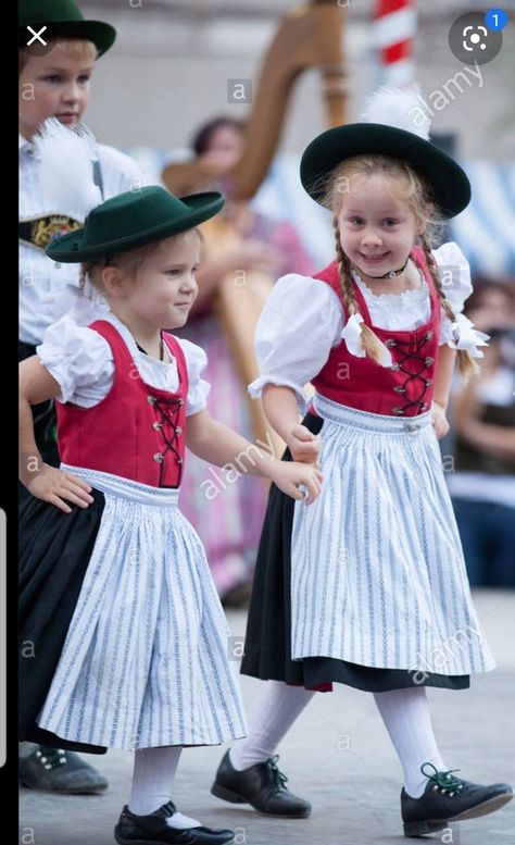 Sound of Music Austrian Dress Traditional, Traditional Dresses For Kids, Germany For Kids, United Nation, Kids Costumes Girls, Nigerian Men Fashion, German Girls, Folk Dress, Kids Around The World