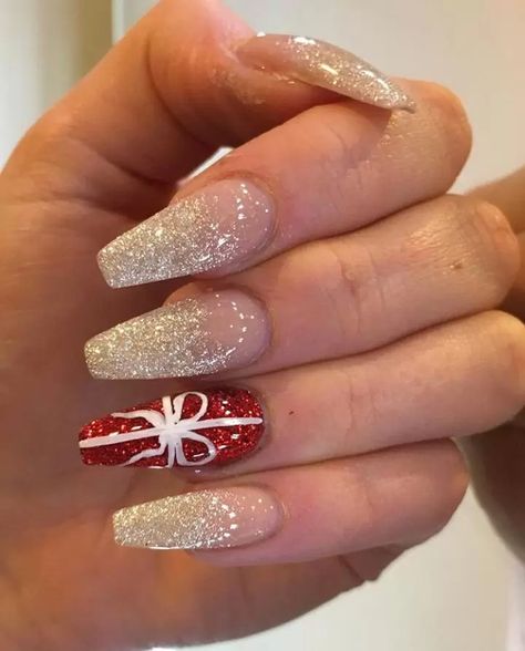 80 Best Coffin Shaped Nail Art Ideas 2022 You Must Try Weddig Nails, Colored Nail Tips, Bridesmaids Nails, Retro Nails, Cute Christmas Nails, Christmas Nail Art Designs, Nails Tumblr, Coffin Shape Nails, Christmas Nails Acrylic