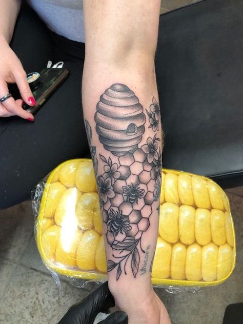 bee tattoo, black and grey tattoo, small tattoo, insect tattoo, cute tattoo, honeycomb tattoo, bee hive tattoo Bee Tattoo Black, Tattoo Honeycomb, Bee Hive Tattoo, Hive Tattoo, Honeycomb Tattoo, Black Grey Tattoo, Tattoo Black And Grey, Rooster Tattoo, Black And Grey Tattoo