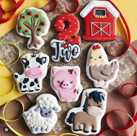 Cowboy Birthday Party Decorations, Tractor Birthday Party, Farm Cookies, Barnyard Birthday Party, 1st Birthday Girl Decorations, Farm Theme Birthday, Farm Animal Party, Farm Animals Birthday Party, Farm Themed Birthday Party