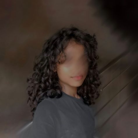 2b 2c 3a 3b hair , 3a hair type , 2c 3a cirly wavy hair , beautiful curls , pretty hair , beautiful hair , black hair,  black curly hair,  3a black hair , curly wavy hair , curly bangs , wavy hair C3 Hair, 2c Haircuts, Curly Butterfly Haircut, Butterfly Cut Curly Hair, 2c Haircut, 3a Hairstyles, 2c 3a Hair, Type 3a Hair, Dream Haircut