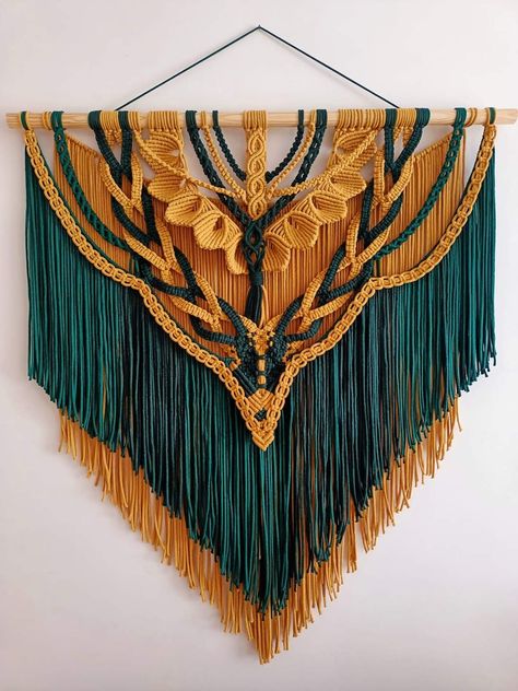 Southwest Macrame Wall Hanging, Fox Macrame Wall Hanging, Makrame Wallhanging, Harry Potter Macrame, Mexican Macrame, Come Intrecciare, فن النسيج, Vintage Macrame Patterns, Simpul Makrame