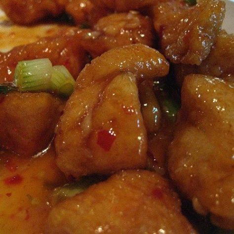 P.F. Chang's General Tso Chicken Recipe Tso Chicken Recipe, General Tao Chicken, P F Chang, Tso Chicken, Pf Changs, General Tso Chicken, General Tso, Copykat Recipes, Copycat Restaurant Recipes