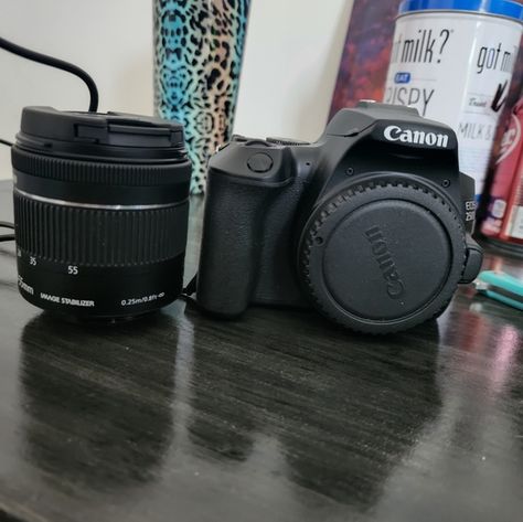 Canon EOS 250D Canon Eos 250d, Twitch Streaming, Garmin Watch, Canon Eos, Battery Charger, Eos, The Wall, Canon, Wall