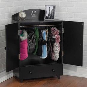 Dog Dresser, Dog Closet, Diy Chat, Dog Room, Dog Rooms, Dog Things, Stuffed Animal Storage, Puppy Stuff, Pet Ideas