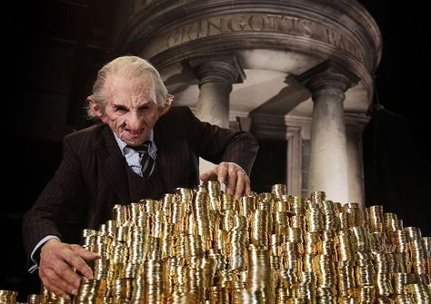 The Making of Harry Potter is opening the Gringotts Bank to the public in April Harry Potter Goblin, Gringotts Bank, Ron Y Hermione, Harry Potter Creatures, Warner Bros Studio Tour London, Harry Potter Tour, Harry Potter Wiki, Fantastic Beasts Movie, Warner Bros Studio Tour