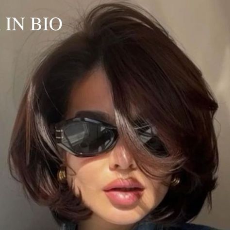 behindthechair.com on Instagram: "* The ’90s Bob/Lob Revival is Here✂️ 👉 Click Link in Bio 👈 If there’s been one solid reference among our clients this year—it’s the nostalgic hair of iconic ’90s supermodels. Enter the next chapter: The internet’s latest obsession is the luxe Christy Turlington-inspired bob. The swishy, nineties bob with a strong perimeter and bouncy bevel adds instant-volume, elongates the neck and makes hair appear fuller. Whether jaw or collar bone-skimming, this chic hairc 90s Bob, Chic Haircut, Iconic 90s, 90s Hairstyles, French Hair, Makati, Short Bob Hairstyles, Great Hair, Aesthetic Hair