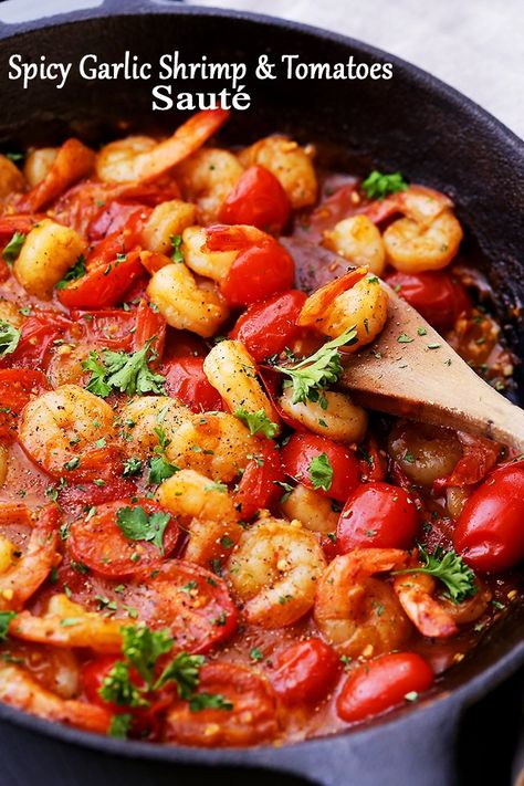 Ways To Cook Shrimp, Spicy Garlic Shrimp, Tomato Dishes, Olive Recipes, Shrimp And Rice, Spicy Shrimp, Shrimp Dishes, Garlic Shrimp, How To Cook Shrimp