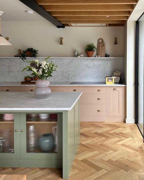 Rebecca Wakefield on Instagram: "Three cheers for this dream client who trusted my pink kitchen proposal. And three cheers to teachers while we’re at it. God bless you.…" Bungalow Kitchen, Floor Makeover, London Kitchen, Kitchen Redesign, Corner House, Dream Client, Yellow Kitchen, Kitchen Extension, Pink Kitchen