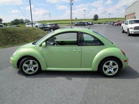 Beatle Car Volkswagen, Green Beetle, Bug Car, Beetle For Sale, Volkswagen New Beetle, Car Things, Beetle Car, Miata Mx5, New Beetle