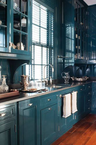 blue-kitchens Dark Blue Kitchen, Teal Kitchen Cabinets, Blue Green Kitchen, Teal Cabinets, Turquoise Cabinets, Blue Kitchen Designs, Blue Kitchen Island, Kitchen Dark, Turquoise Kitchen