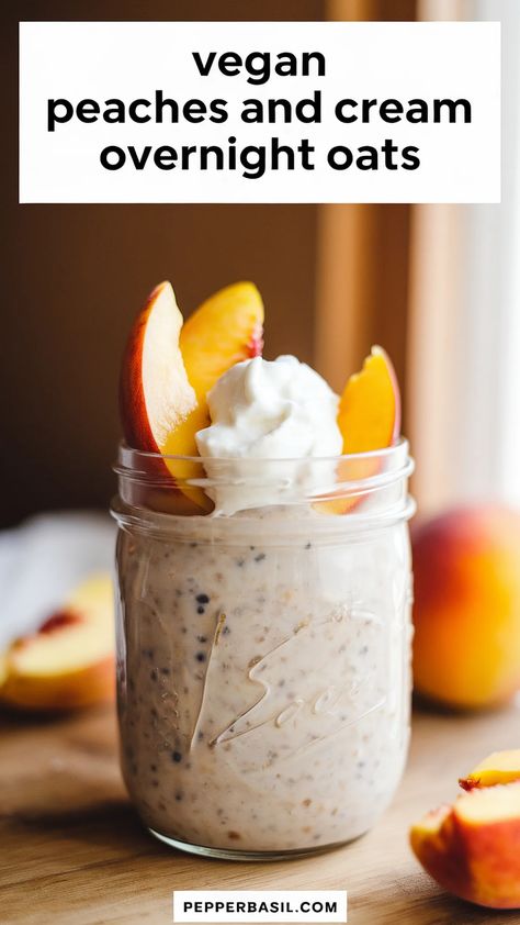 peaches and cream overnight oats healthy Peaches And Cream Overnight Oats, Raspberry Overnight Oats, Vegan Blueberry Muffins, Vegan Peach, Vegan Overnight Oats, Overnight Oats Healthy, Vegan Blueberry, Oats Recipe, Fresh Peaches