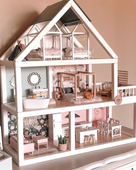 Macy Mae Designs | 1:12 Scale Dollhouse Decor, Furniture & Accessories Aesthetic Dollhouse, Lego Ideas To Build, Dollhouse Decorating, Dollhouse Design, Dollhouse Ideas, 1 12 Scale Dollhouse, Dollhouse Decor, Diy Dollhouse Furniture, Decor Furniture