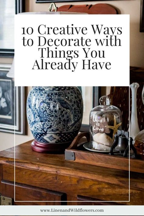 Innovative new ways to decorate! Glass Jar Decorating Ideas, Book Arrangement, Marble Coffe Table, Coffee Table Arrangement, Country Home Style, Decorating Apps, Coffee Table Arrangements, English Country House Style, Creative Ways To Save Money