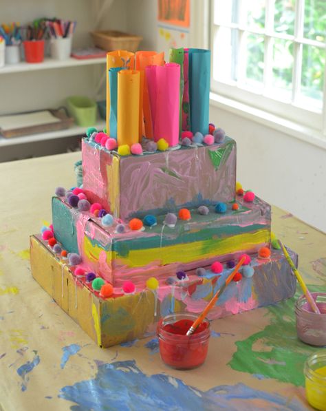 Crafts Birthday Party, Cardboard Cake, Crafts Birthday, Arts And Crafts For Adults, Arts And Crafts For Teens, Perfect Birthday Party, Birthday Activities, Arts And Crafts Furniture, Art Birthday Party