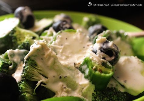 Cooking With Mary and Friends: Creamy Asiago and Peppercorn Salad Dressing Best Ever Salad, Peppercorn Ranch Dressing, Peppercorn Ranch, Peppercorn Dressing, Best Salad Dressing, Ranch Dressing Recipe, Ranch Recipe, Asiago Cheese, Best Bread Recipe