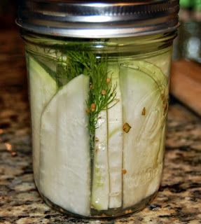 pickled kohlrabi Pickled Kohlrabi, Canned Recipes, Pickle Seasoning, Ciroc Recipes, Kohlrabi Recipes, Crohns Recipes, Endive Recipes, Scallions Recipes, Dill Recipes