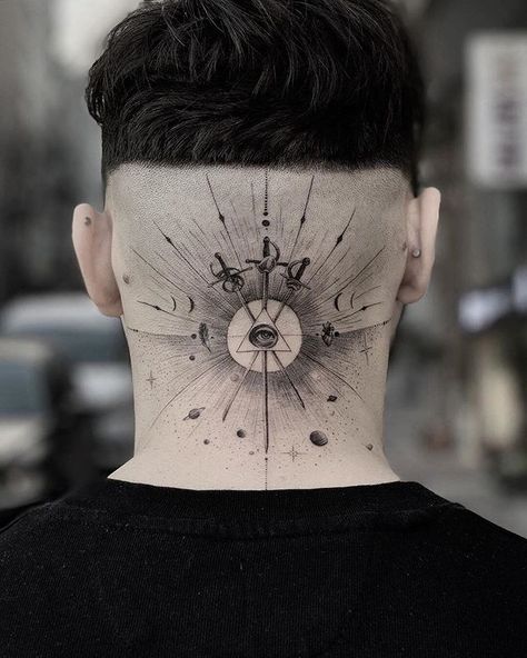 Neck tattoo by Alianilercel (@alianilercel) from Istanbul, Turkey #turkeytattoo #istanbultattoo #tattooistanbul #minirealism #eyetattoo #handtattoo #hearttattoo All Seeing Eye Tattoo, Mangas Tattoo, Single Needle Tattoo, Back Of Neck Tattoo, Neck Tattoo For Guys, Chest Tattoos For Women, Tattoo Graphic, Knee Tattoo, Hand Tattoos For Guys