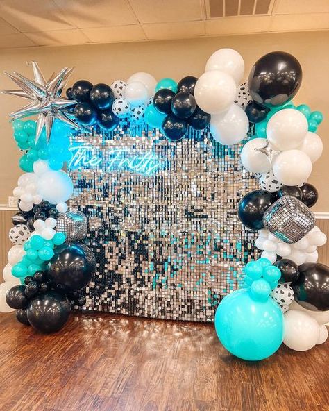 Sweet 16 Western Party Ideas, Turquoise Party Theme, Blue Cowgirl Birthday Party, Turquoise Birthday, Turquoise Graduation Party Ideas, Turquoise Western Party Decorations, Turquoise And Cow Print Party, Teal Cowgirl Birthday Party, Country Sweet 16 Party Ideas Decoration