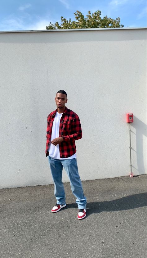 Red Air Jordans Outfit Men, Red Shoe Outfits Men, Red Jordans Outfit Men, Aj1 Chicago Outfit, Jordan 1 Low Red Outfit, Red Jordan 1 Outfit Men, Air Jordan 1 Outfit Men Fashion Styles, Red Sneakers Outfit Mens, Jordan 1 Chicago Outfit Men